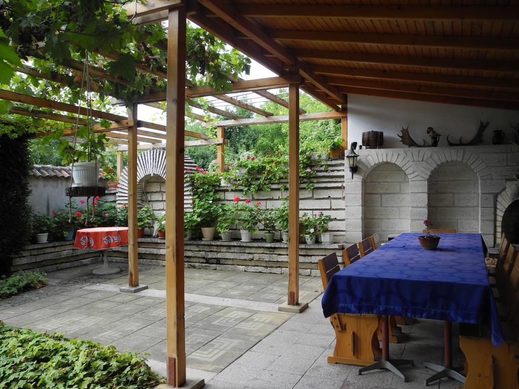 Retro - 19th Century Guest House Balchik Esterno foto
