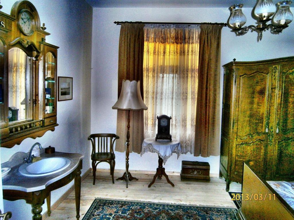 Retro - 19th Century Guest House Balchik Esterno foto