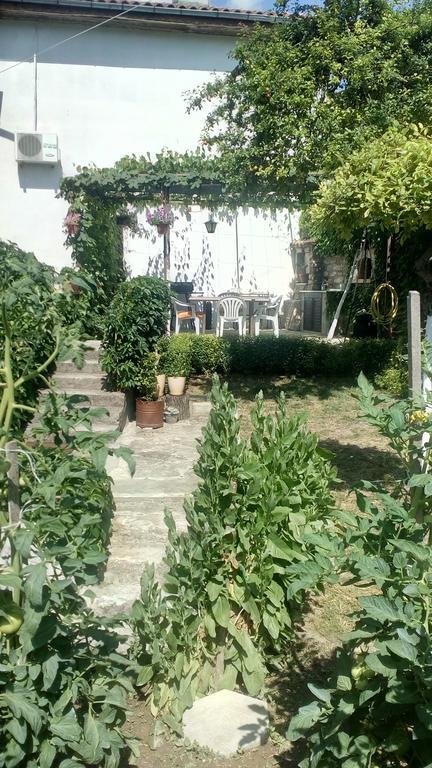 Retro - 19th Century Guest House Balchik Esterno foto