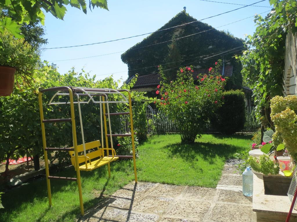 Retro - 19th Century Guest House Balchik Esterno foto