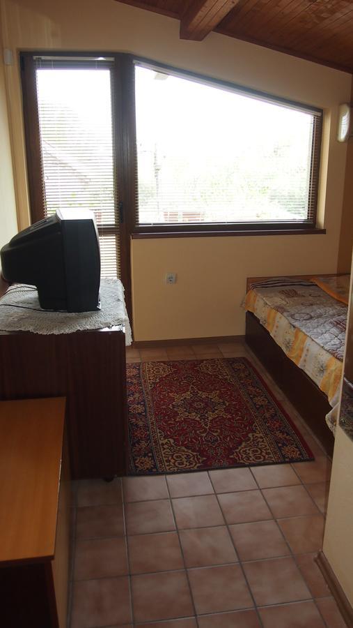 Retro - 19th Century Guest House Balchik Esterno foto