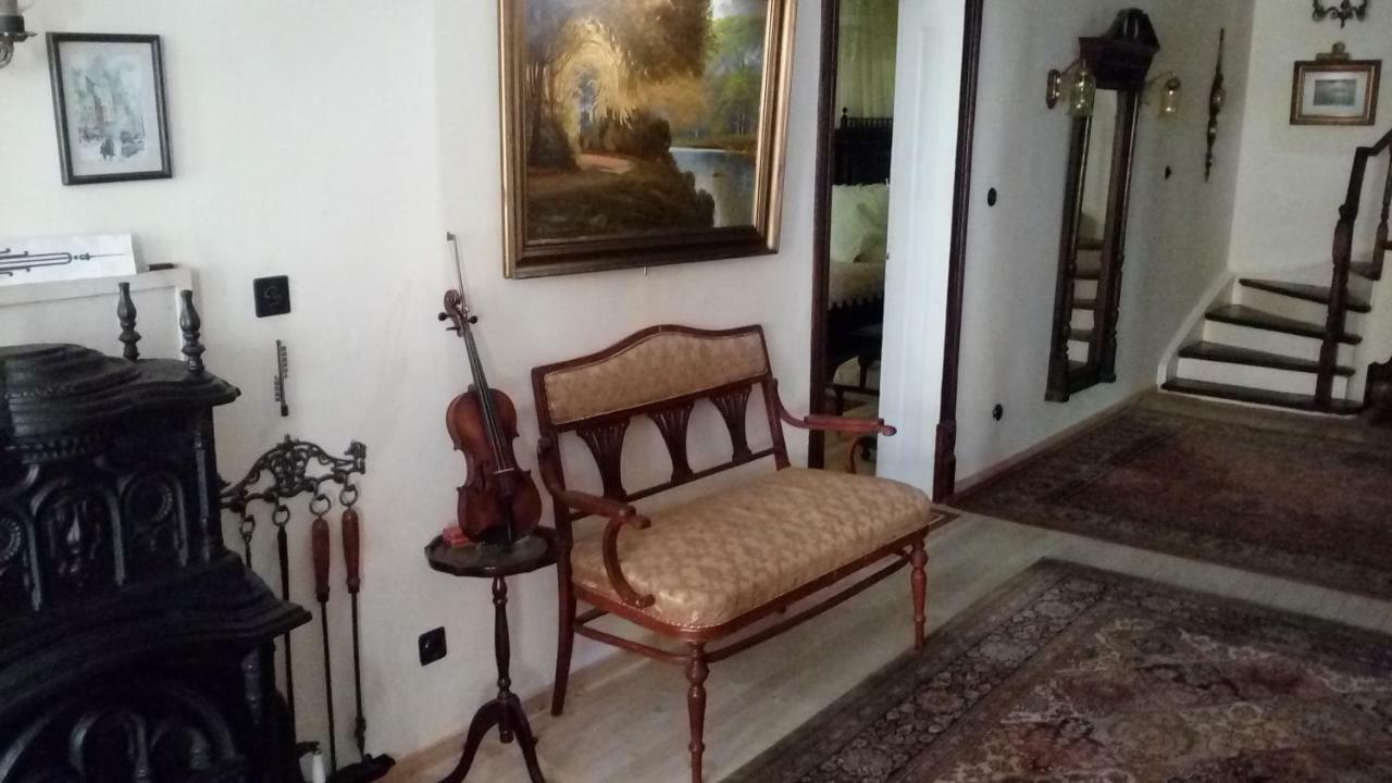 Retro - 19th Century Guest House Balchik Esterno foto
